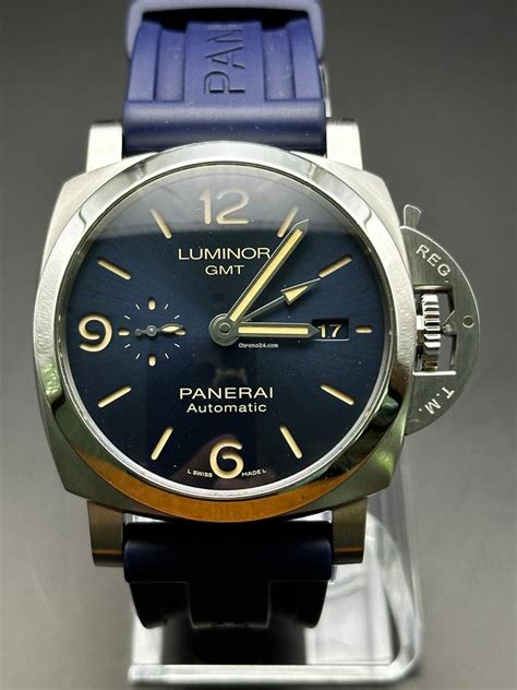 panerai luminor pam 01033.